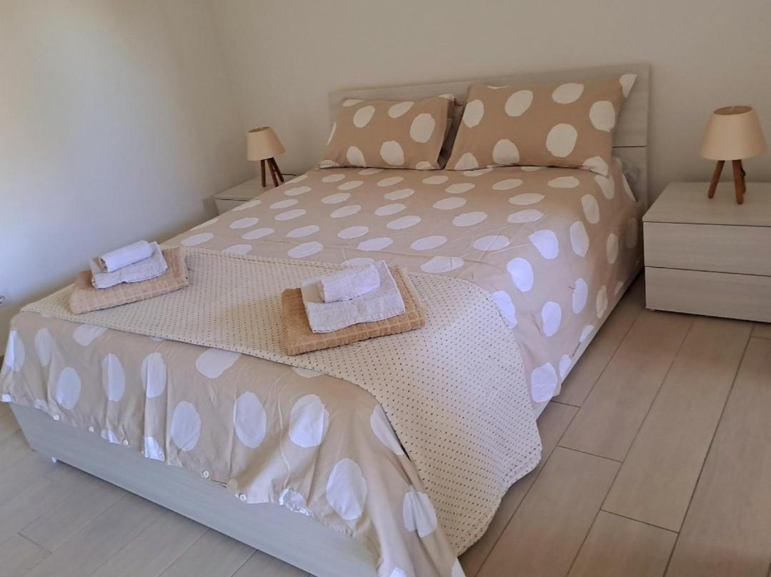 Fiumicino Airport Sunflower Room Ngoại thất bức ảnh